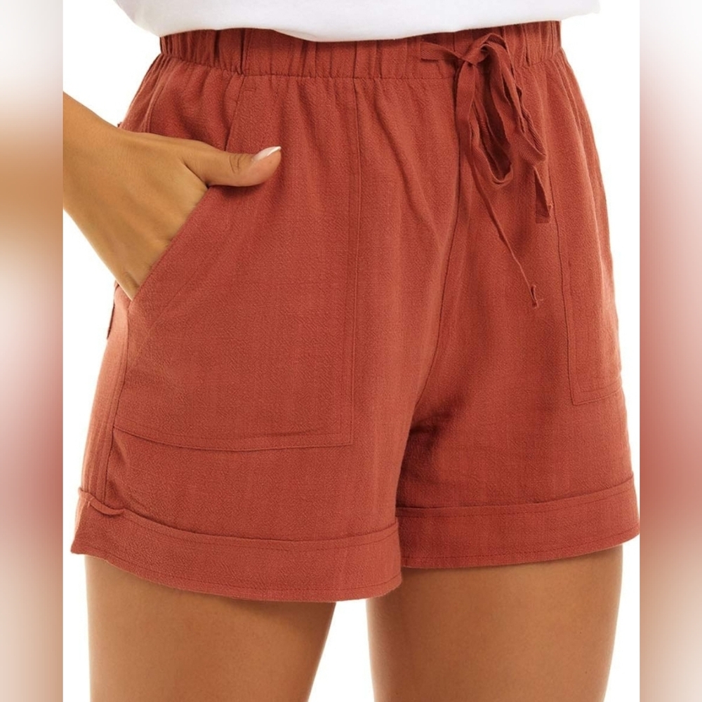 Medium Pull On Shorts